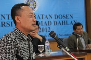 Universitas Ahmad Dahlan, arif sapto